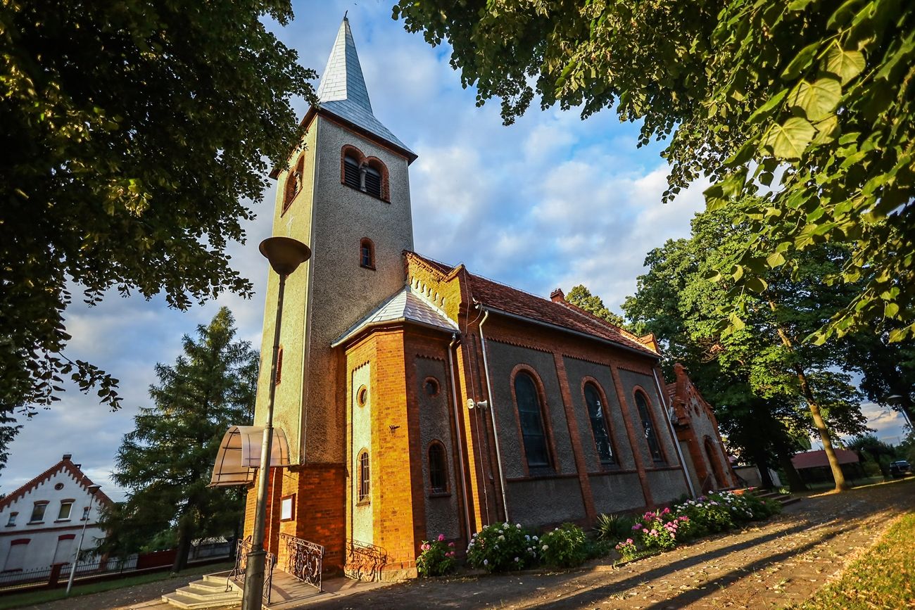 Zawiadomienie o wyborze najkorzystniejszej oferty na remont dachu kościoła filialnego w Laskach